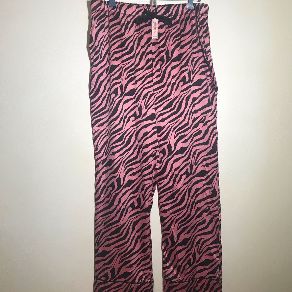 ❤️Victoria’s Secret Satin Pajama Pants ❤️  O4